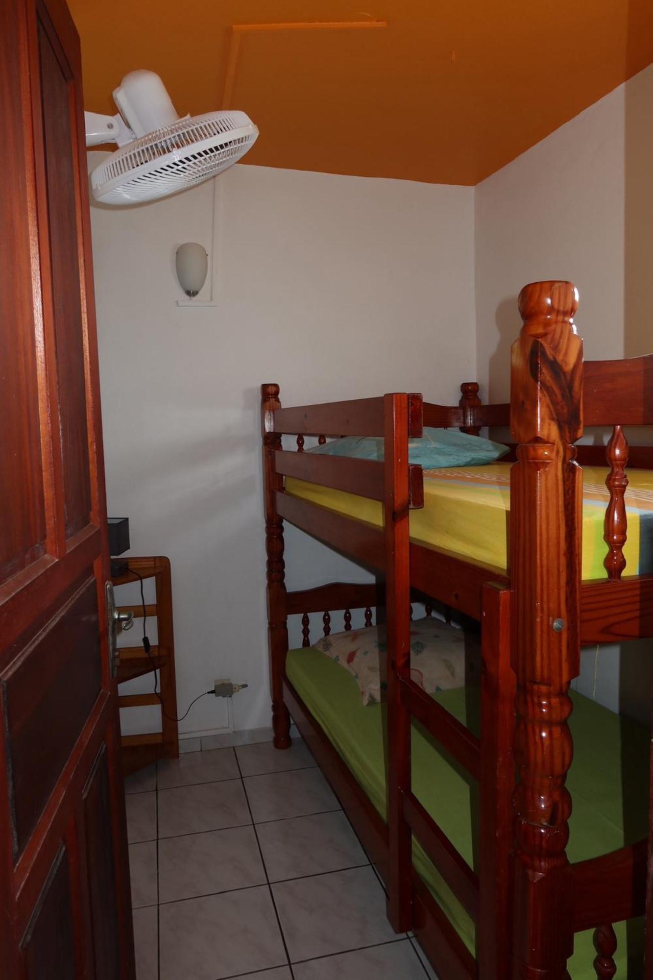Logement Entier Au Soleil Couchant Deshaies Dış mekan fotoğraf